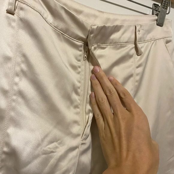 House of Harlow Cream Satin Cargo Pants 8 - Picture 2 of 9